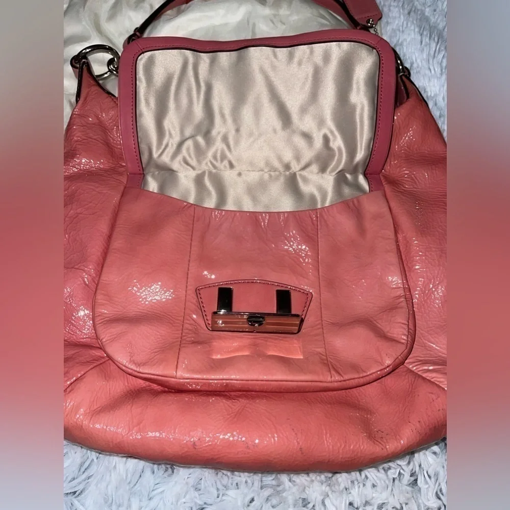 Authentic COACH Kristin Patent Leather Hobo HandBag 19299 Rose Pink w Dust Bag